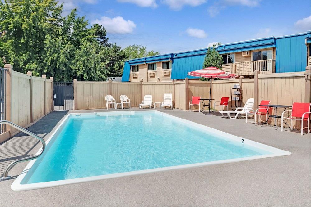 Ramada By Wyndham Spokane Valley Ngoại thất bức ảnh